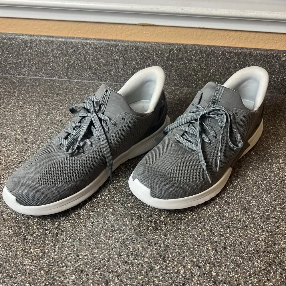 Kizik Mens Size 12 Running Shoes Gray Mesh Lace Up Low Top Gym Training Sneakers